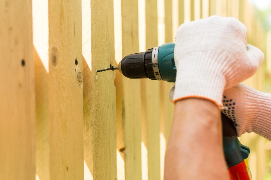 Addressing Soil Challenges During Fence Installation in Snohomish, WA