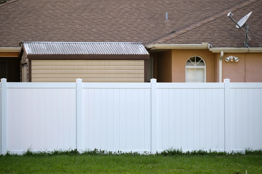 The Role Of Vinyl Fence Repair In Maintaining Home Privacy in Snohomish, WA